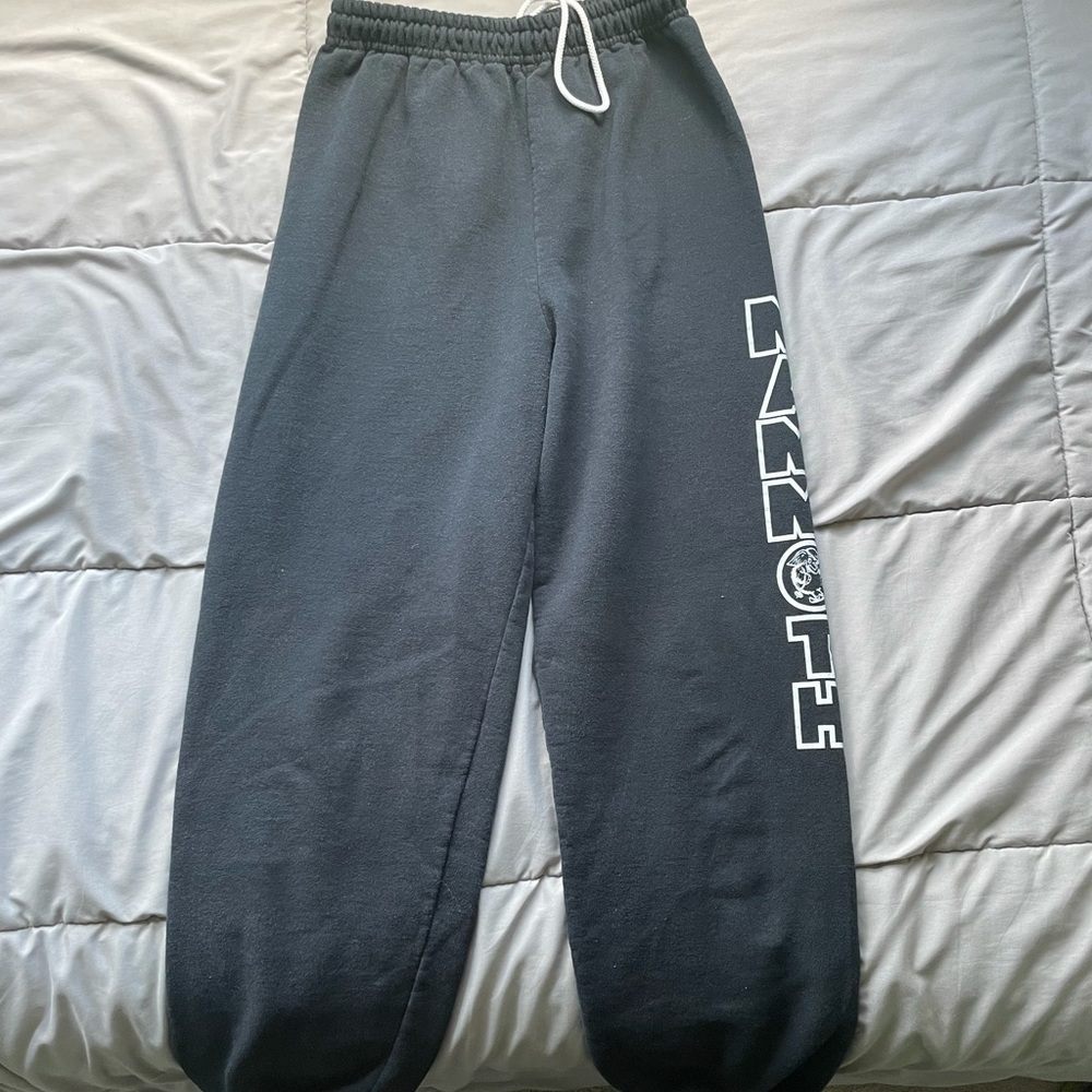 Mammoth Gildan Sweatpants
